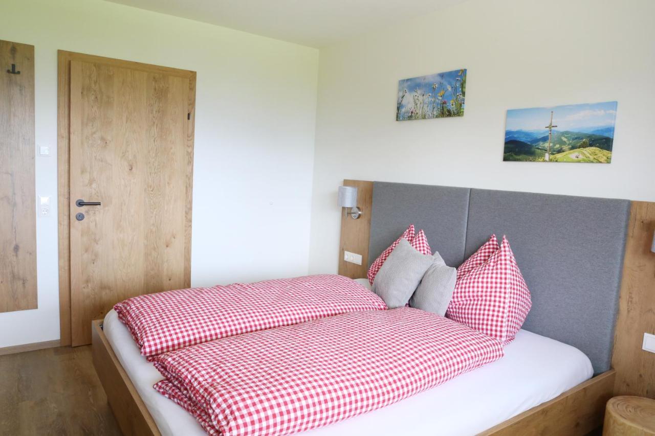 Lindbichlhof Urlaub Am Bio Bauernhof Apartment Sankt Johann im Pongau Exterior photo